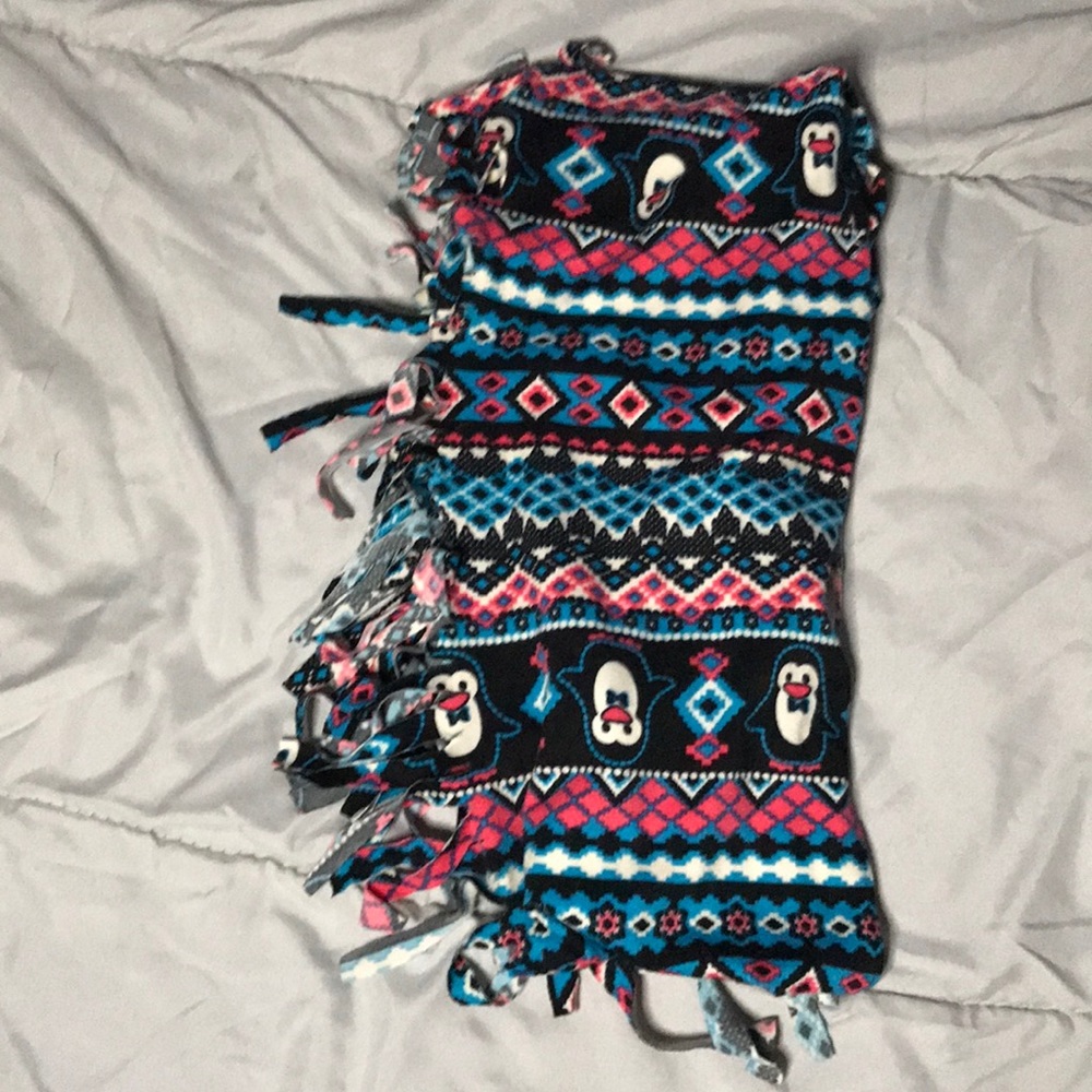 Scarf - Picture 4 of 4